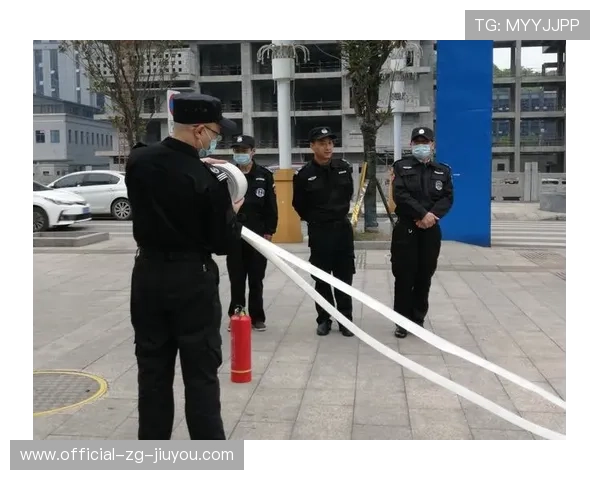 体育场馆维护人员培训提升场地保养水平，体育场馆维修养护内容